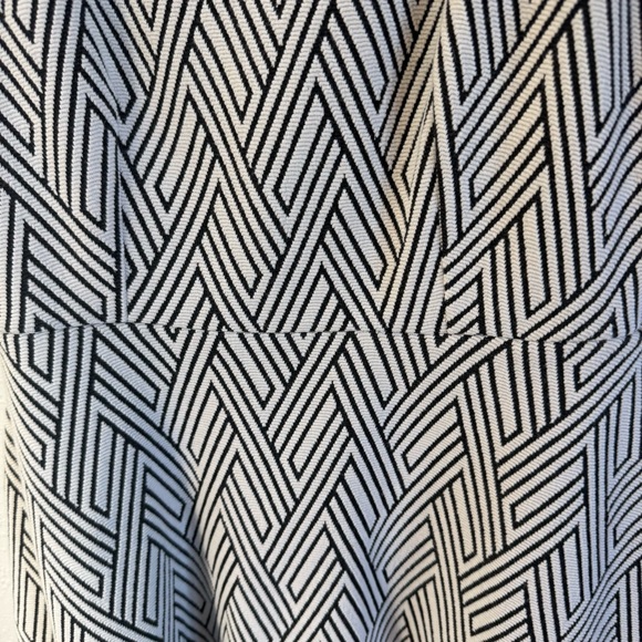 Banana Republic Gray A-Line Mini Dress with Sleeveless Design and Crew Neck - Picture 2 of 5